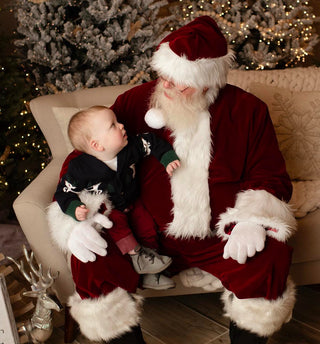 Capturing Holiday Magic at One Common