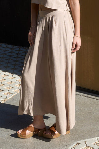 Jennifer Handkerchief Linen Maxi