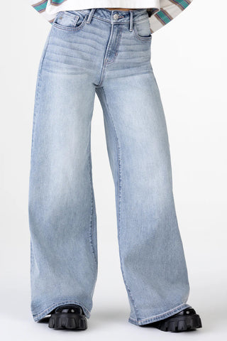 Miss Me Wren Hi-Rise Super Wide Leg Light Wash