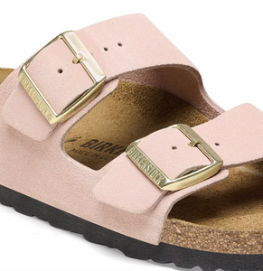 Birkenstock Arizona Suede in Light Rose