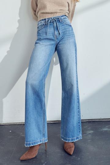 KanCan Hilo Ultra High Rise 90's Flare Jeans