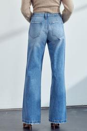 KanCan Hilo Ultra High Rise 90's Flare Jeans